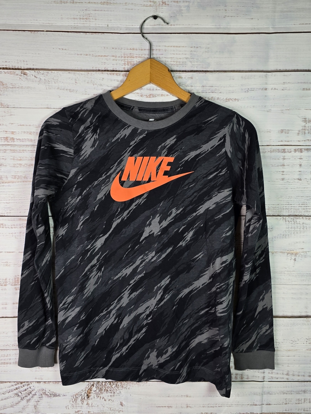 Nike Boys Large Camo Long Sleeve Tee Black Gray Orange Swoosh